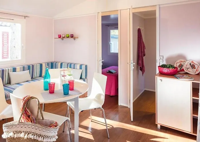 Le Soleil Des Landes Kemping *